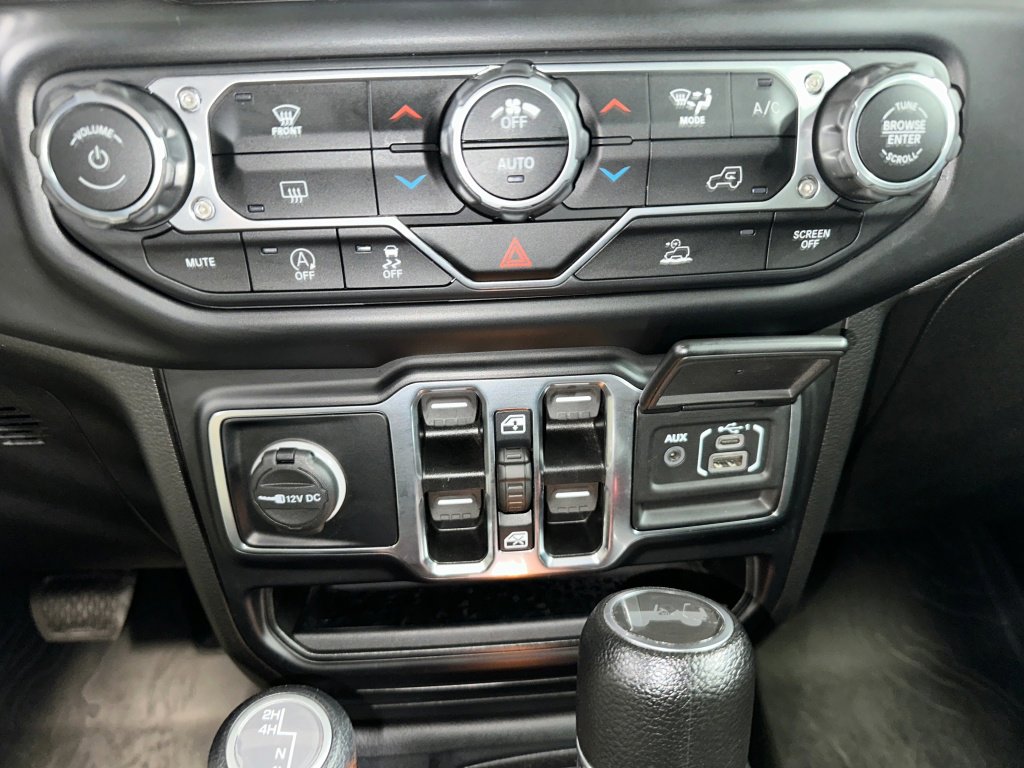 Used 2022 Jeep Wrangler Unlimited Sahara image 10