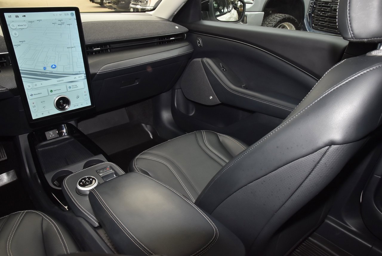 Certified 2023 Ford Mustang Mach-E Premium AWD/4WD image 17