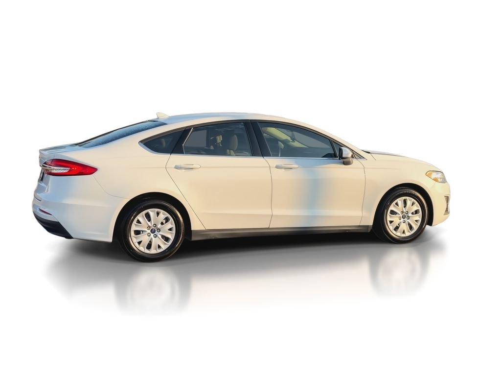 Used 2020 Ford Fusion S FWD image 9