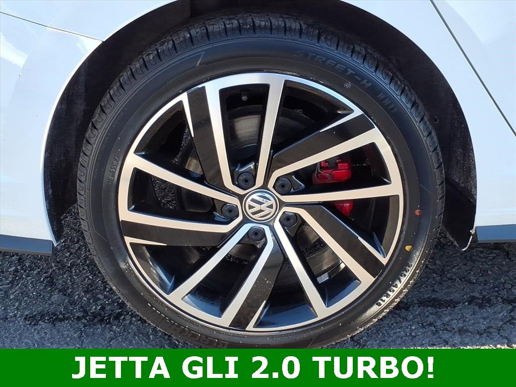 Used 2021 Volkswagen Jetta GLI image 7