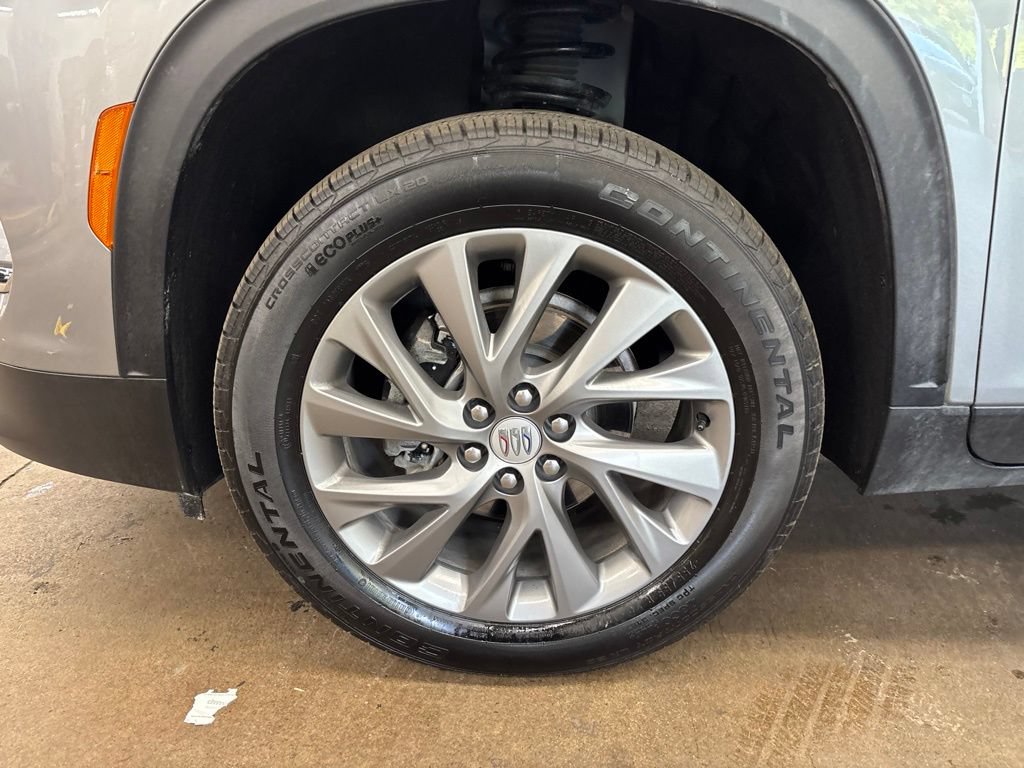 New 2026 Buick Enclave Preferred w/ LPO, Floor Liner Package FWD image 9