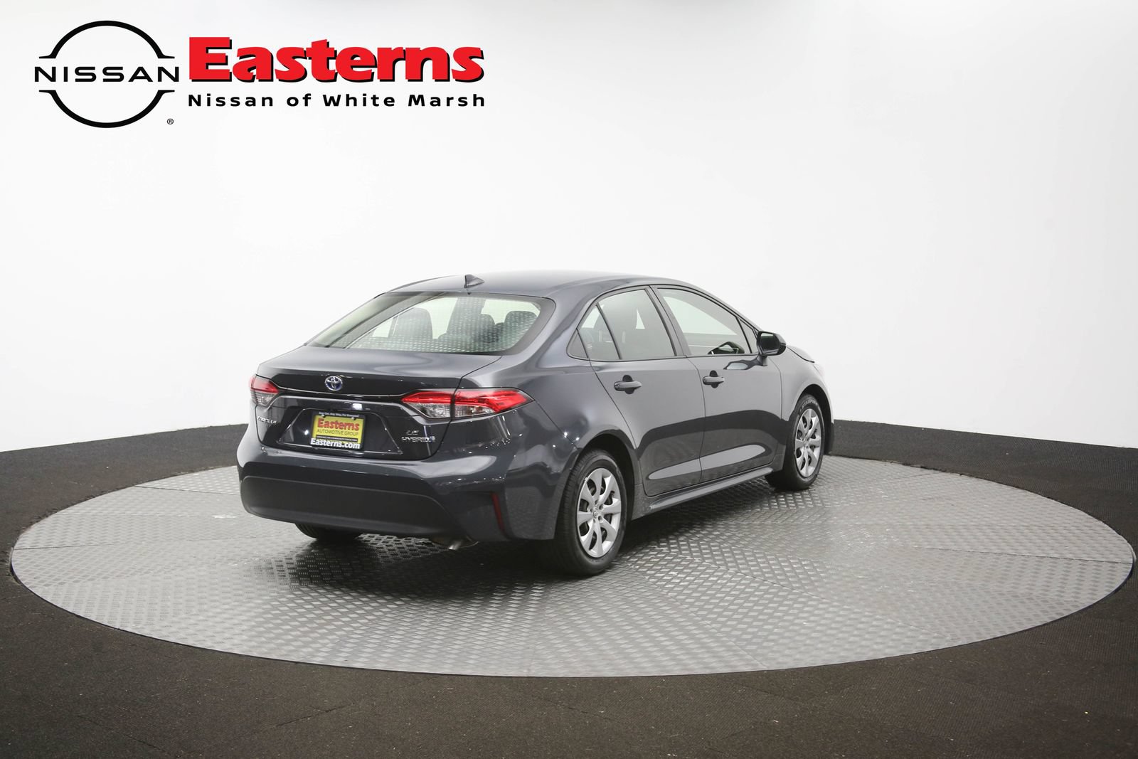 Used 2023 Toyota Corolla LE w/ Carpet Mat Package (TMS) FWD image 71