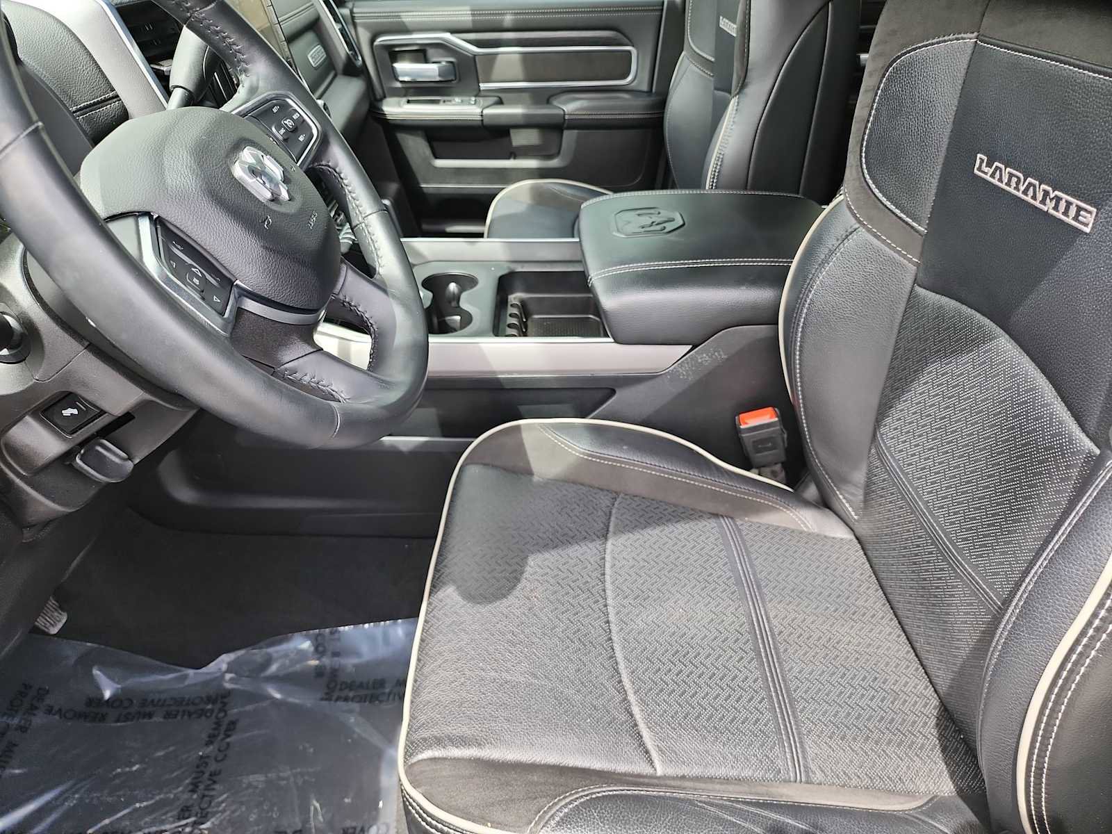 Used 2024 RAM 2500 Laramie w/ Night Edition AWD/4WD image 7