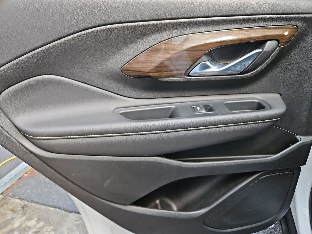 Used 2020 GMC Terrain Denali w/ Denali Premium Package image 33