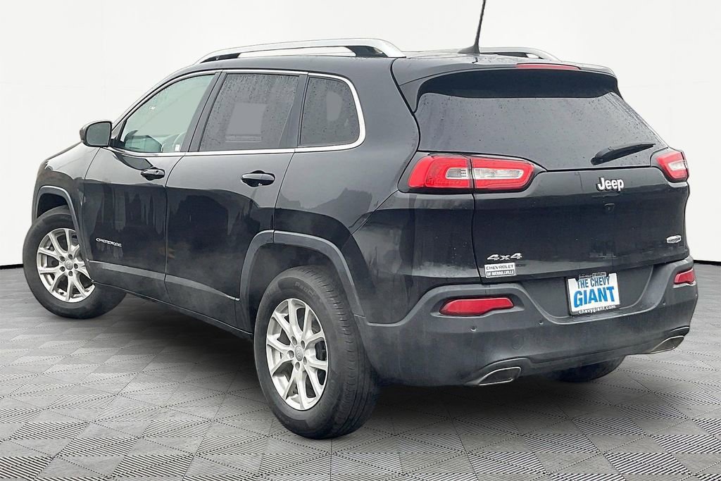 Used 2016 Jeep Cherokee Latitude w/ Safety/Convenience Group image 4