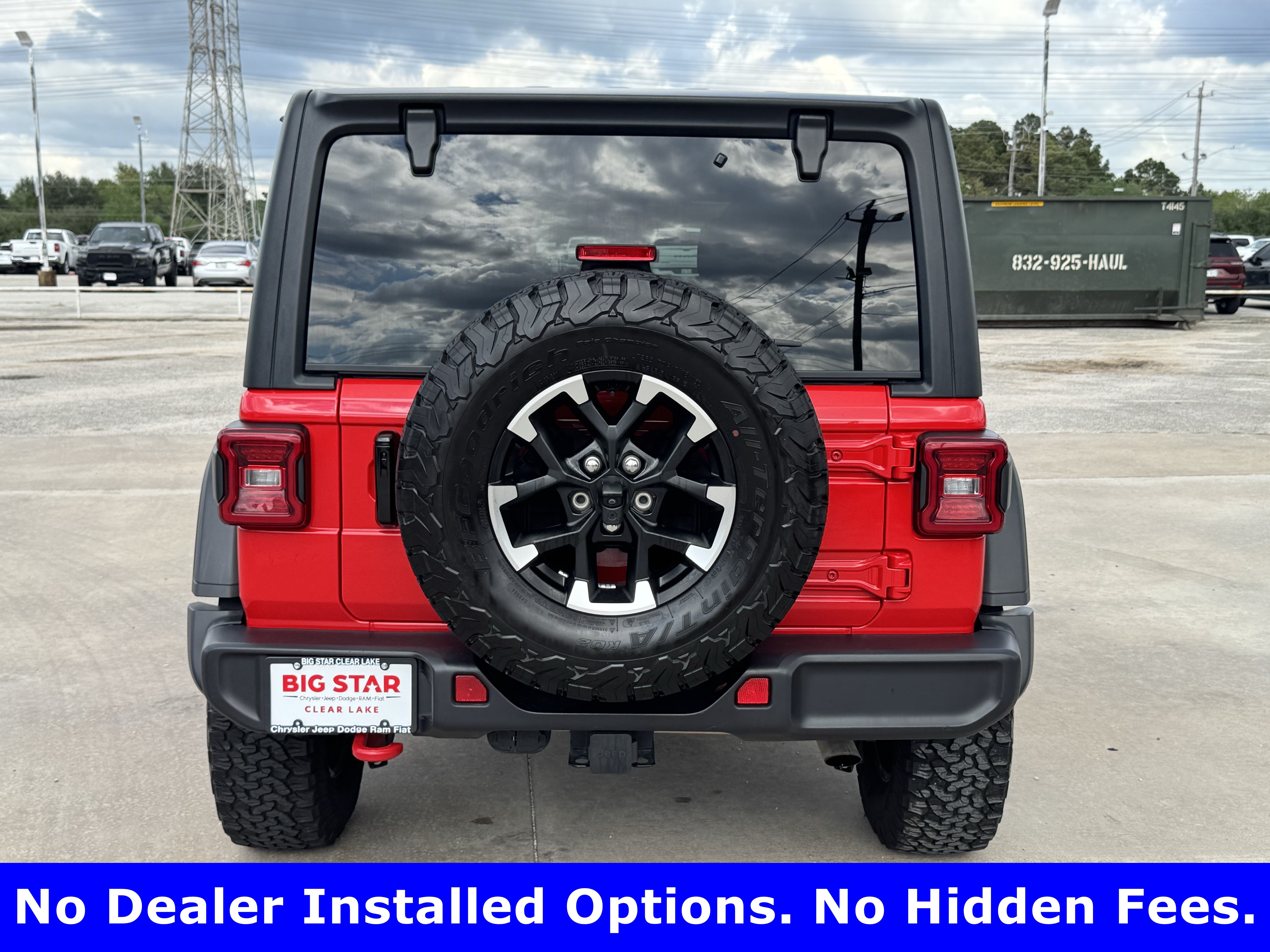 Used 2025 Jeep Wrangler Unlimited Rubicon w/ Convenience Group AWD/4WD image 6