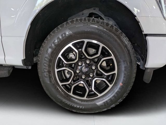 Used 2023 Ford F150 Lariat AWD/4WD image 10