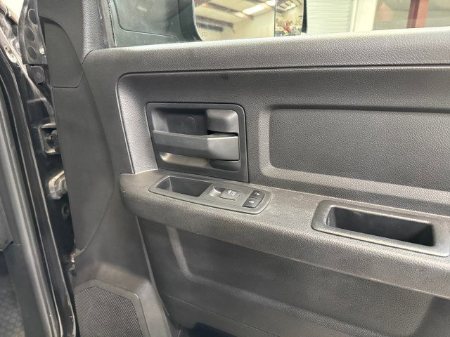 Used 2018 RAM 2500 Tradesman w/ Chrome Appearance Group image 55