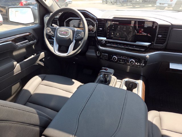 New 2026 GMC Sierra 1500 Elevation w/ Elevation Premium Package AWD/4WD image 32