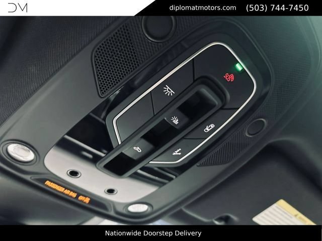 Used 2023 Audi SQ8 Prestige AWD/4WD image 36