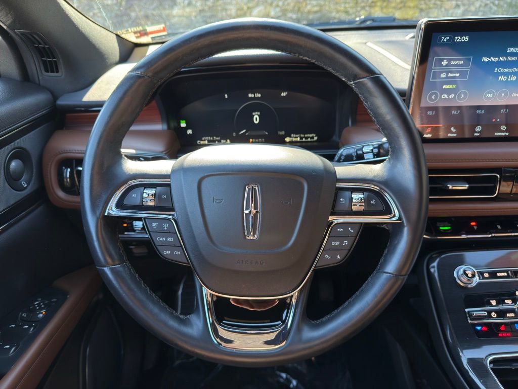 Used 2022 Lincoln Nautilus Reserve w/ Luxury Package image 20