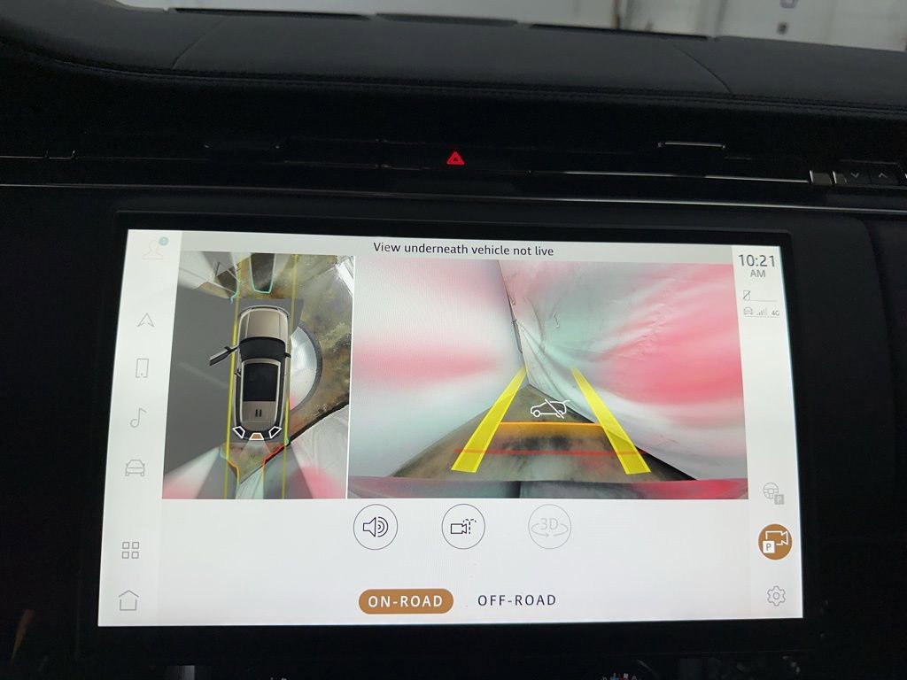 Used 2023 Land Rover Range Rover SV image 16