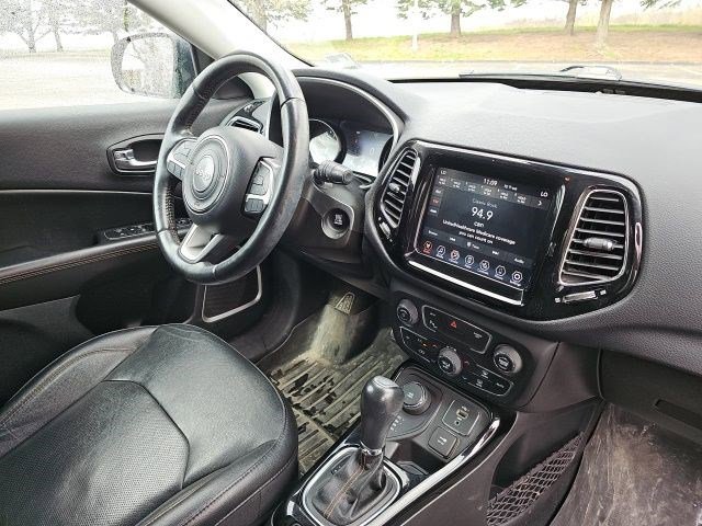 Used 2020 Jeep Compass Limited w/ Safety & Security Group AWD/4WD image 12