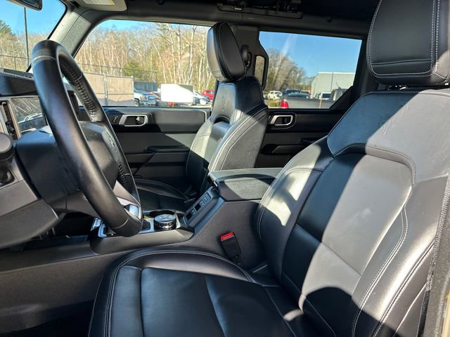 Used 2025 Ford Bronco Outer Banks image 38