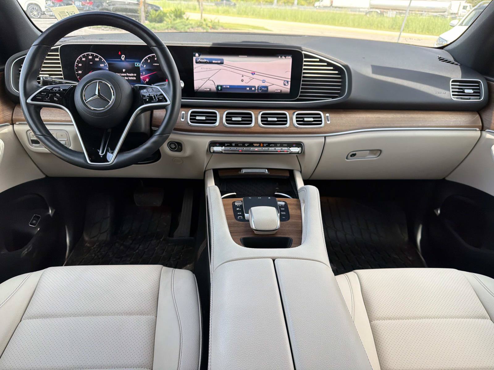 Certified 2025 Mercedes-Benz GLE 350 4MATIC image 13