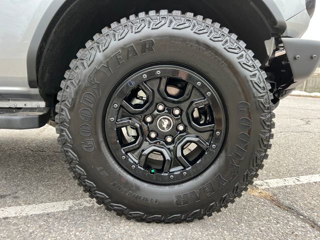 Used 2024 Ford Bronco Wildtrak image 13