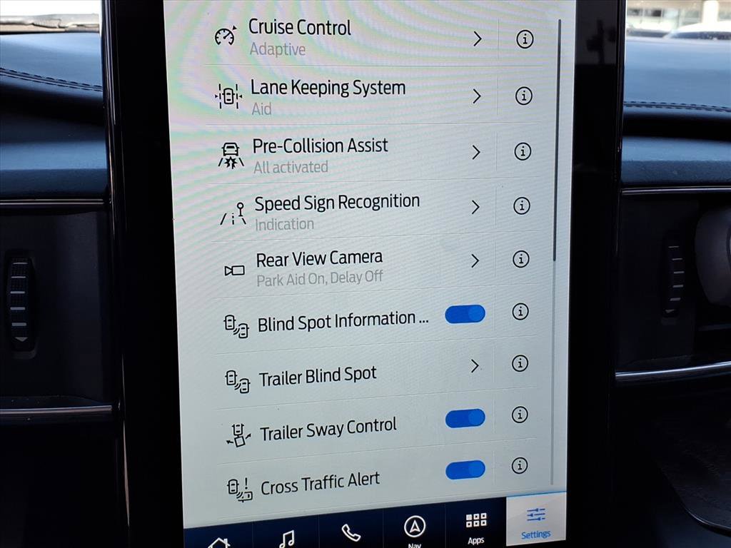 Used 2020 Ford Explorer Platinum w/ Premium Technology Package image 8