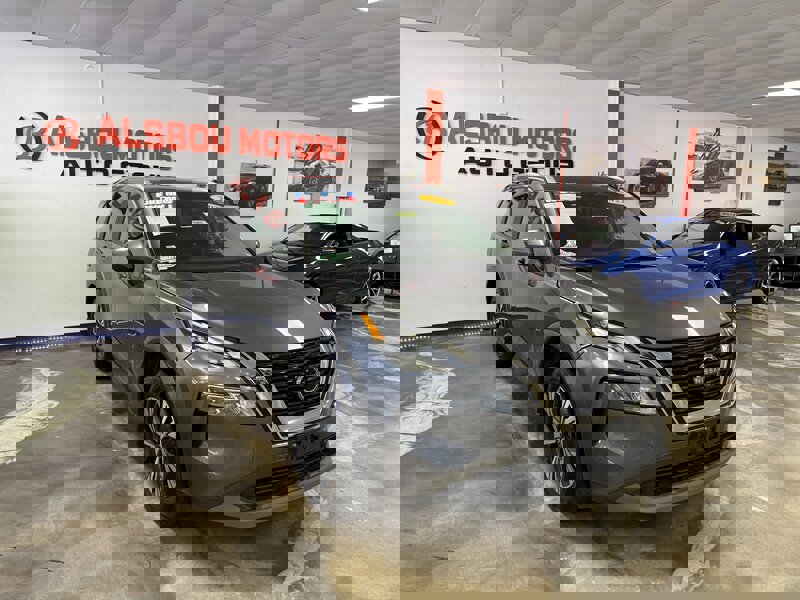 Used 2022 Nissan Rogue SV w/ SV Premium Package