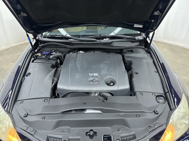 Used 2008 Lexus IS 250 AWD image 3