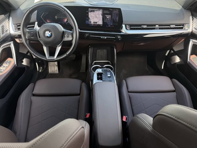 Used 2023 BMW X1 xDrive28i AWD/4WD image 11