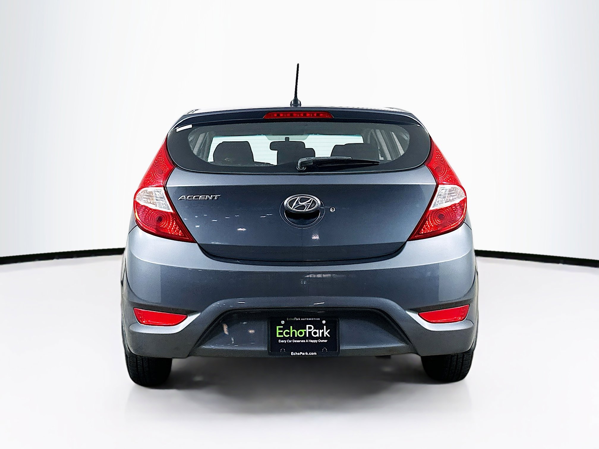 Used 2013 Hyundai Accent GS image 7