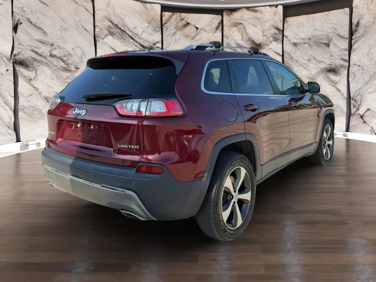 Used 2019 Jeep Cherokee Limited AWD/4WD image 6