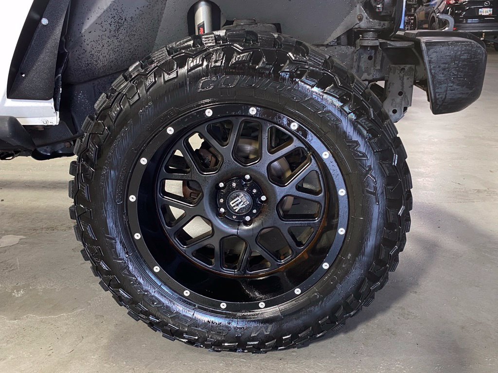 Used 2015 Jeep Wrangler Unlimited Sport w/ Quick Order Package 24S AWD/4WD image 9
