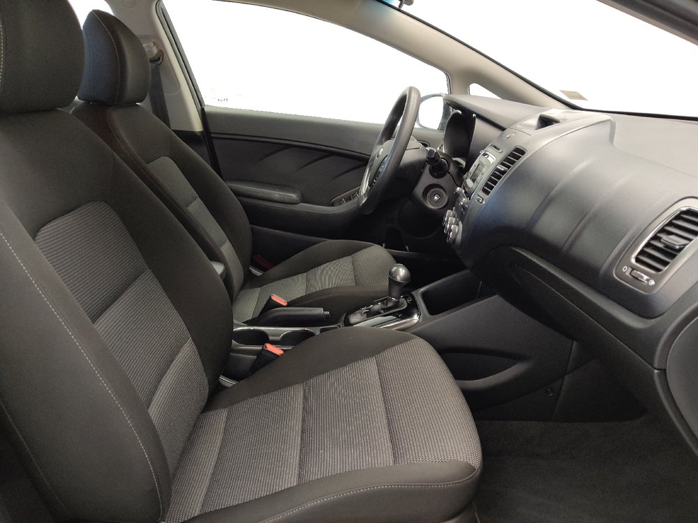 Used 2017 Kia Forte LX FWD image 21