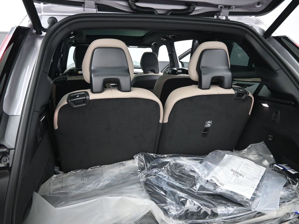 New 2026 Volvo XC90 B6 Ultra image 31