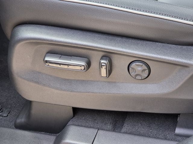 Certified 2026 Honda Odyssey Touring image 21