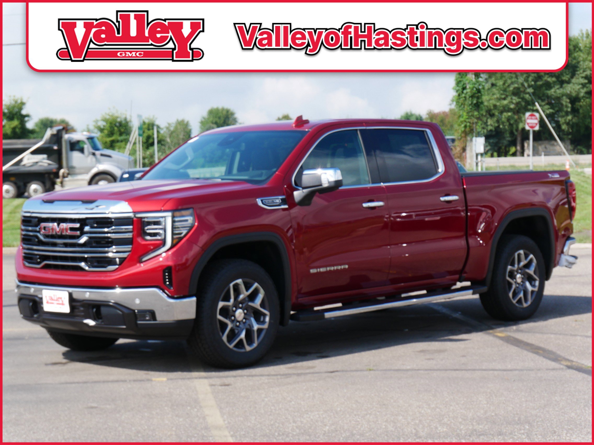 New 2026 GMC Sierra 1500 SLT w/ SLT Premium Plus Package image 4