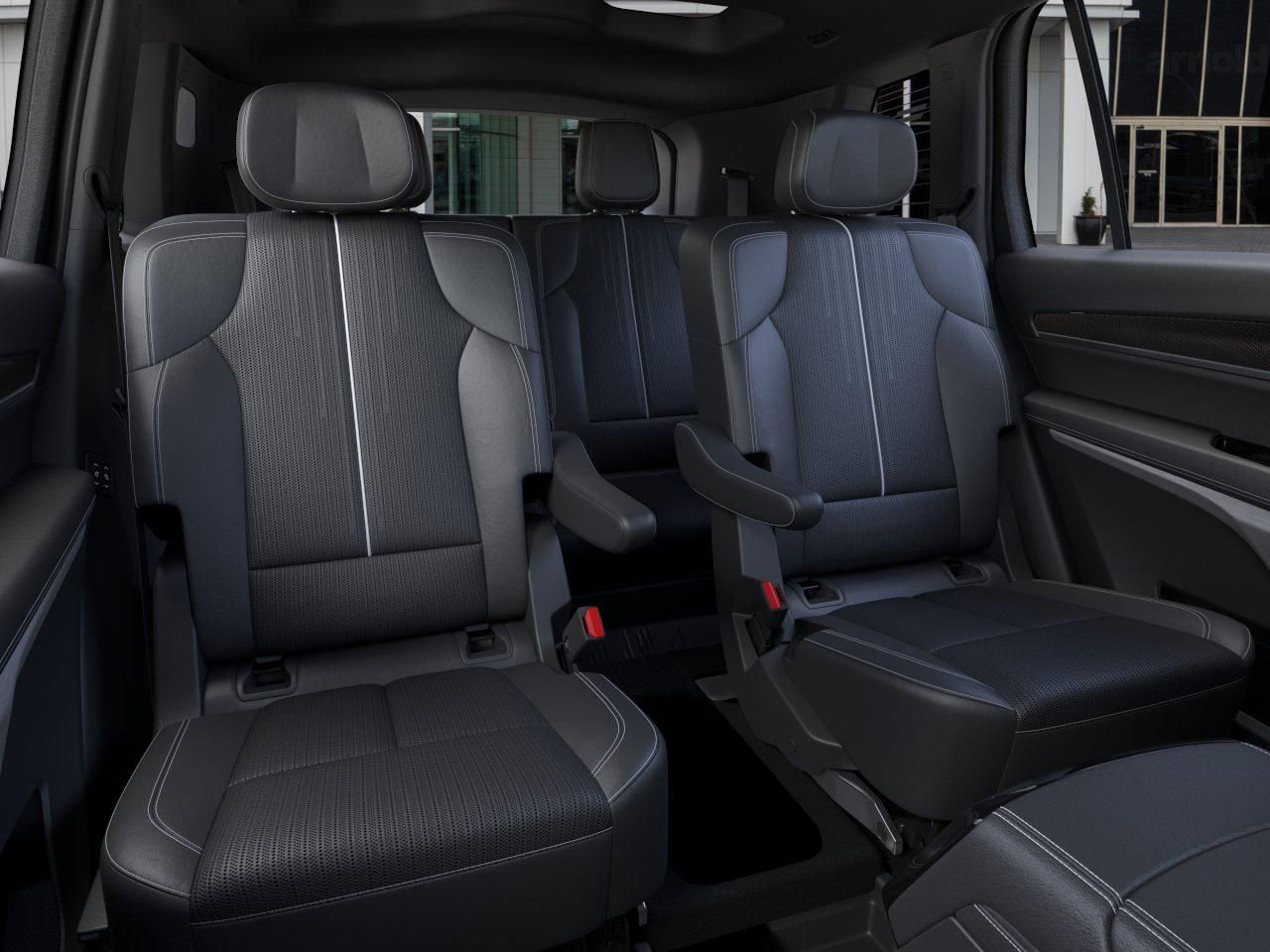 New 2026 Cadillac Vistiq Luxury w/ LPO, Floor Liner Package AWD/4WD image 17