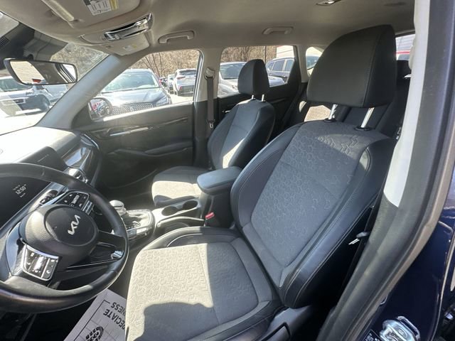 Used 2024 Kia Seltos S image 15