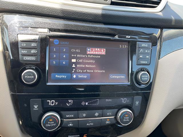 Used 2015 Nissan Rogue SL image 10