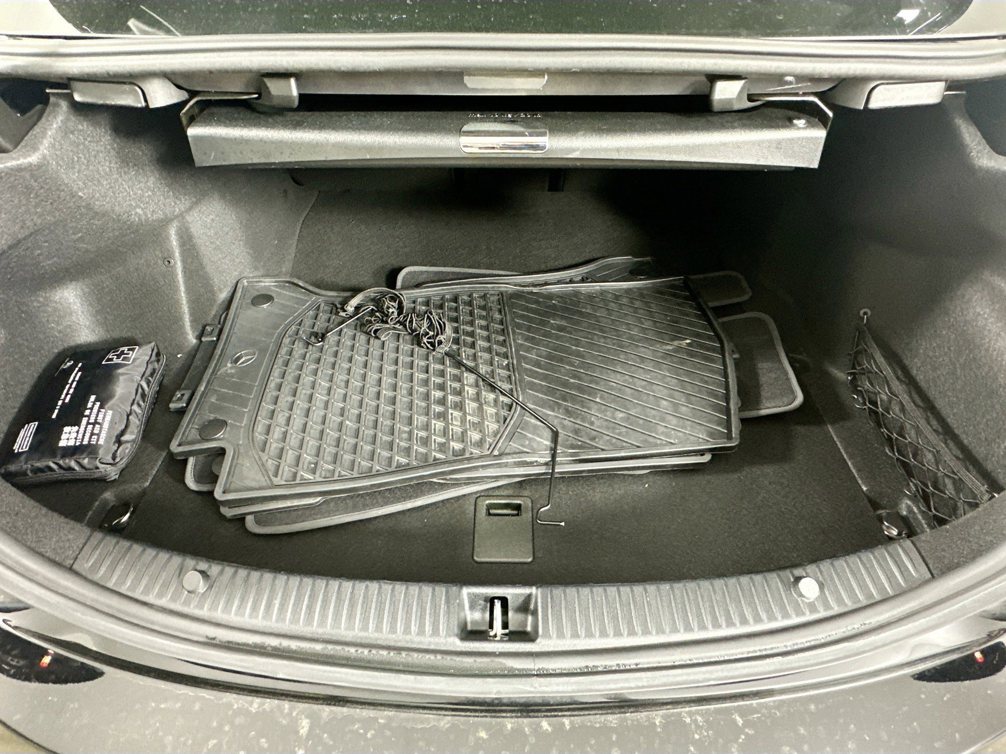 Certified 2020 Mercedes-Benz C 300 4MATIC Sedan image 38