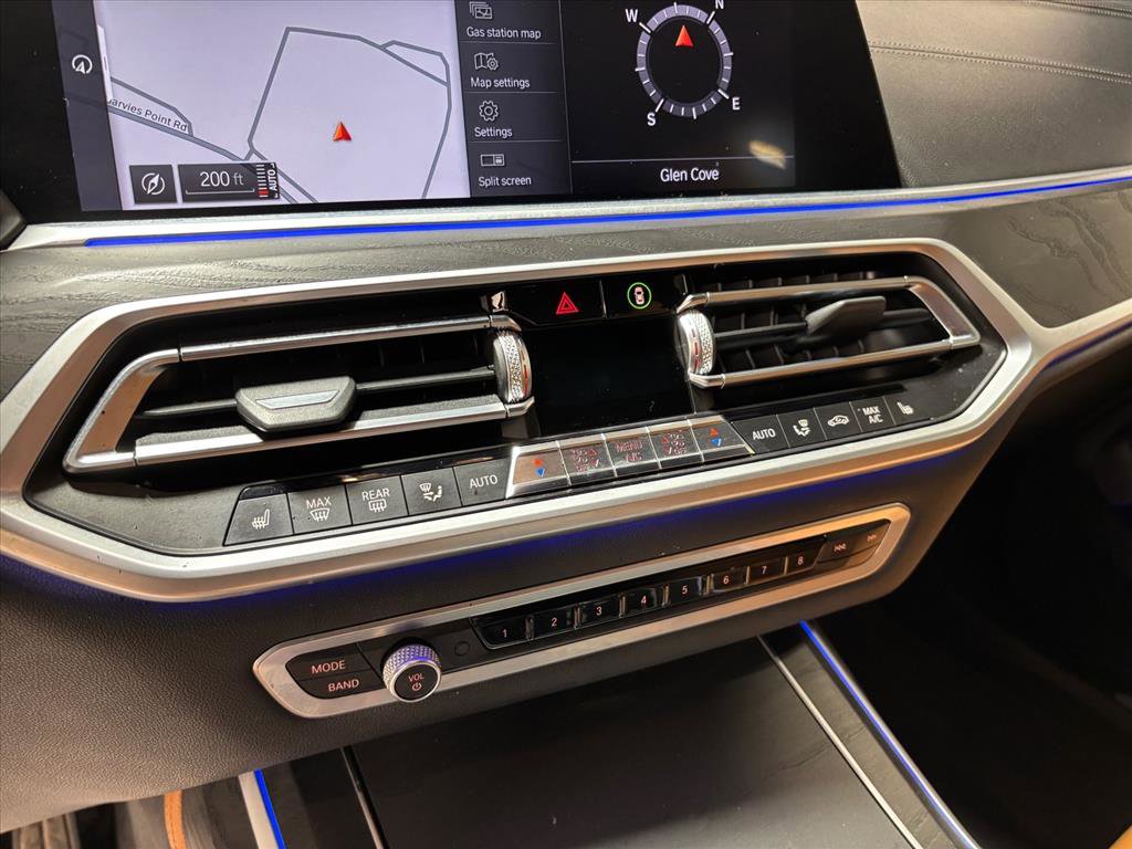 Used 2021 BMW X7 xDrive40i w/ M Sport Package image 16