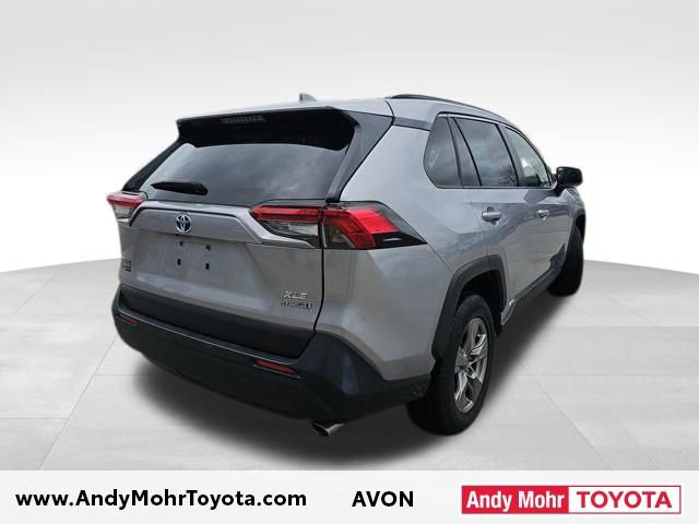 Used 2023 Toyota RAV4 XLE w/ Convenience Package image 6
