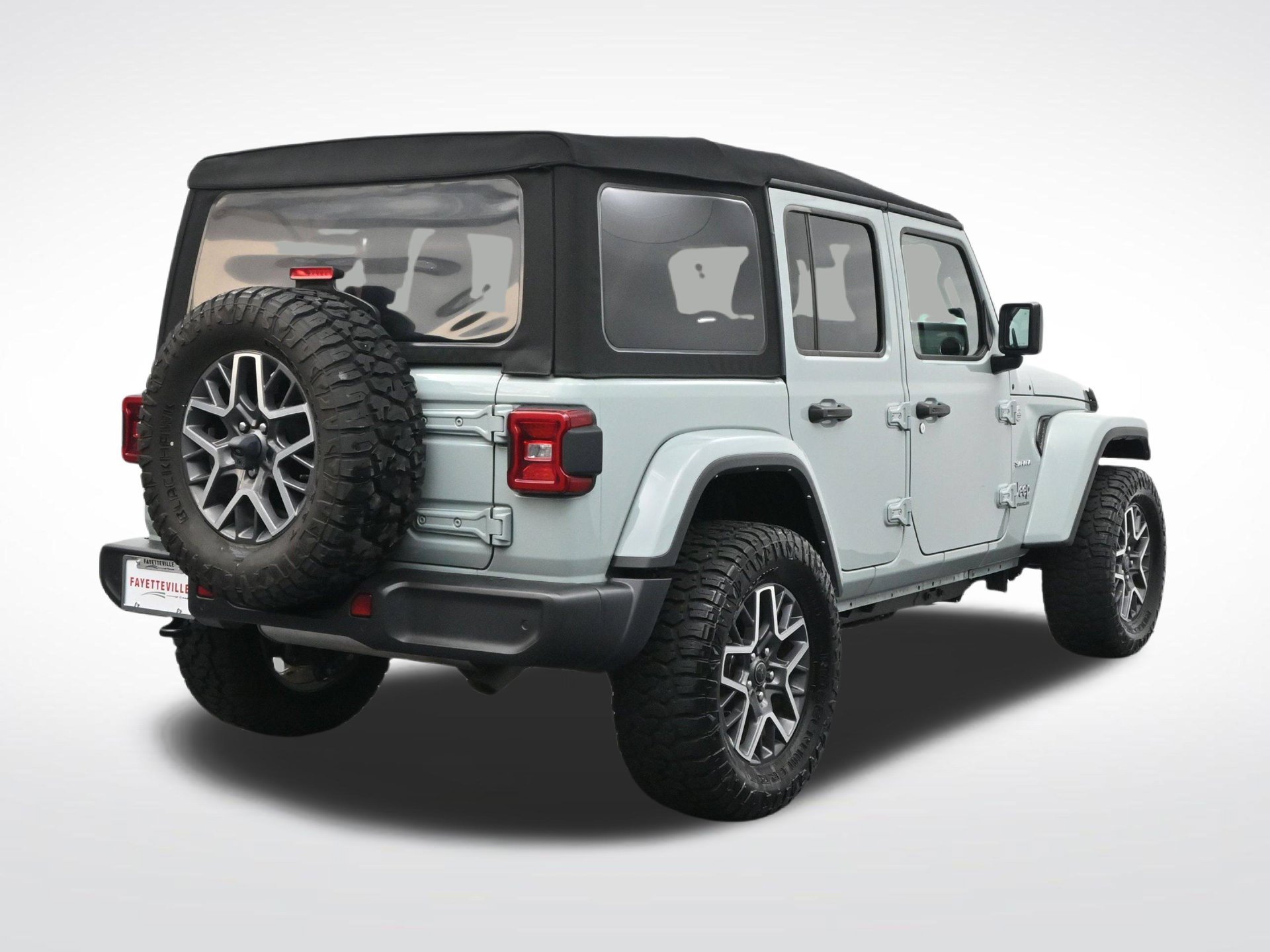 Used 2024 Jeep Wrangler Unlimited Sahara w/ Safety Group AWD/4WD image 6