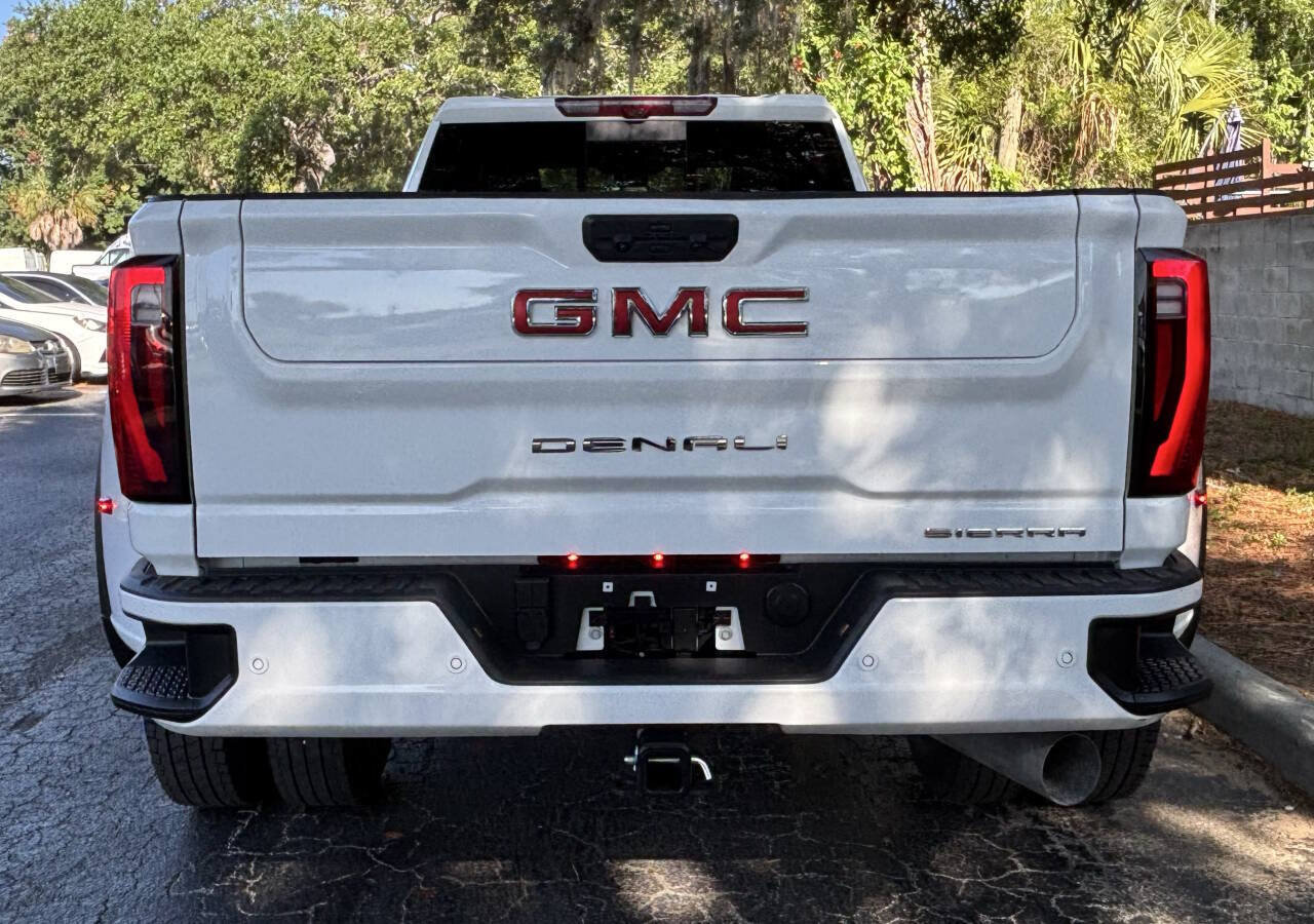Used 2025 GMC Sierra 3500 Denali w/ Denali Reserve Package AWD/4WD image 8