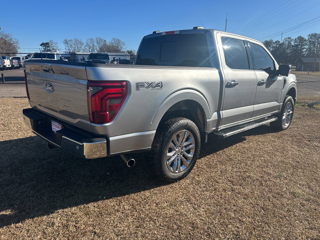 Used 2025 Ford F150 Lariat w/ Equipment Group 501A Mid image 10
