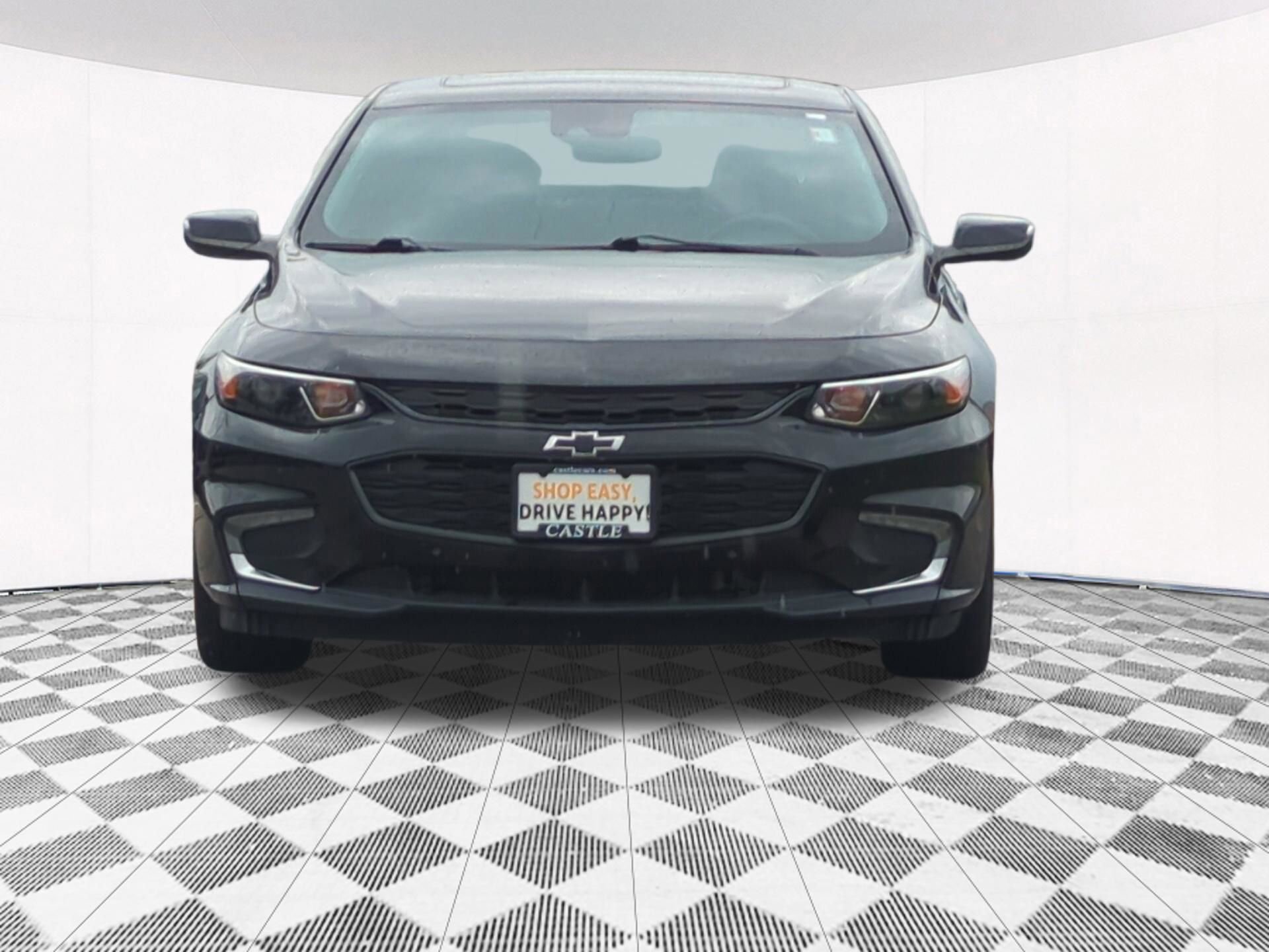 Used 2018 Chevrolet Malibu LT w/ Driver Confidence Package FWD image 8