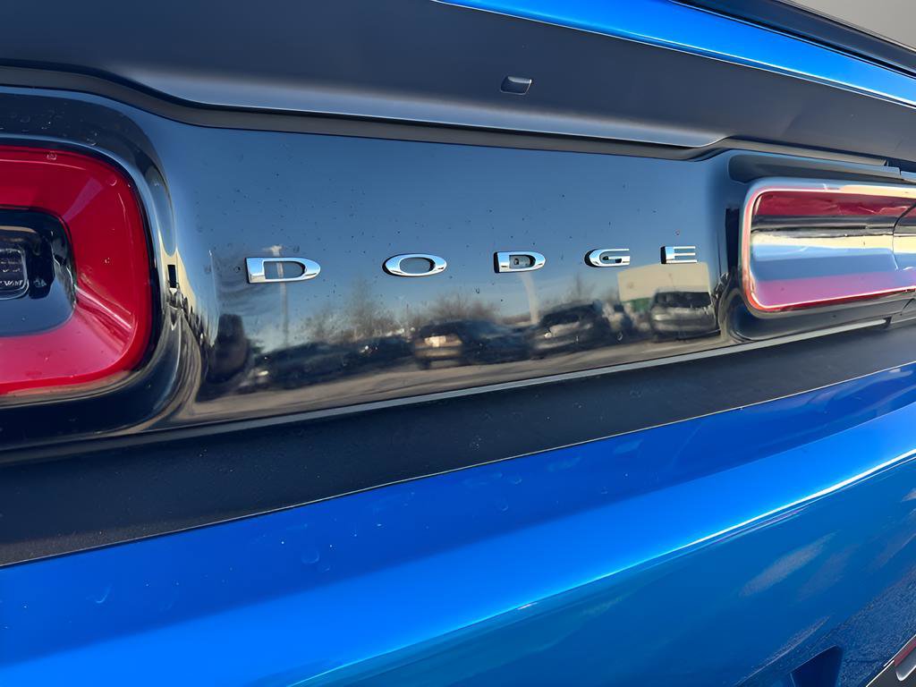Used 2023 Dodge Challenger R/T w/ Cold Weather Group image 42