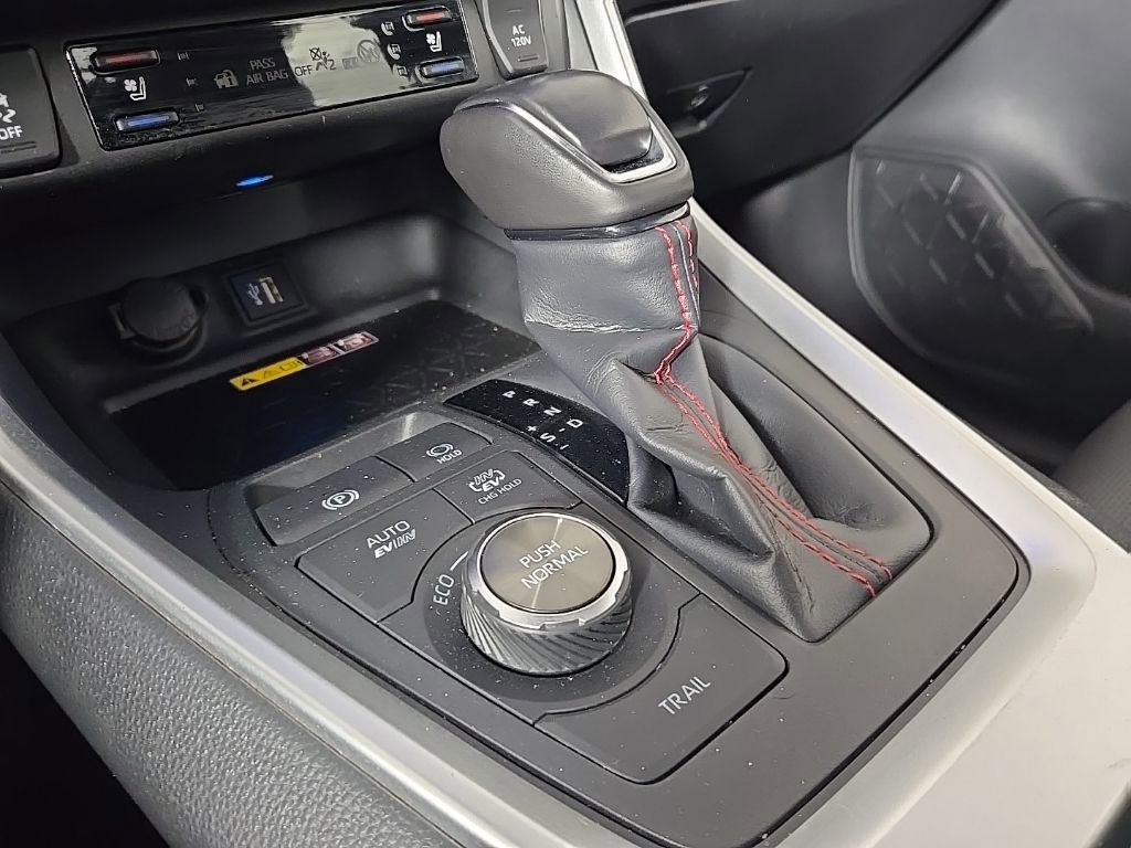 Used 2024 Toyota RAV4 XSE w/ Premium Package image 22