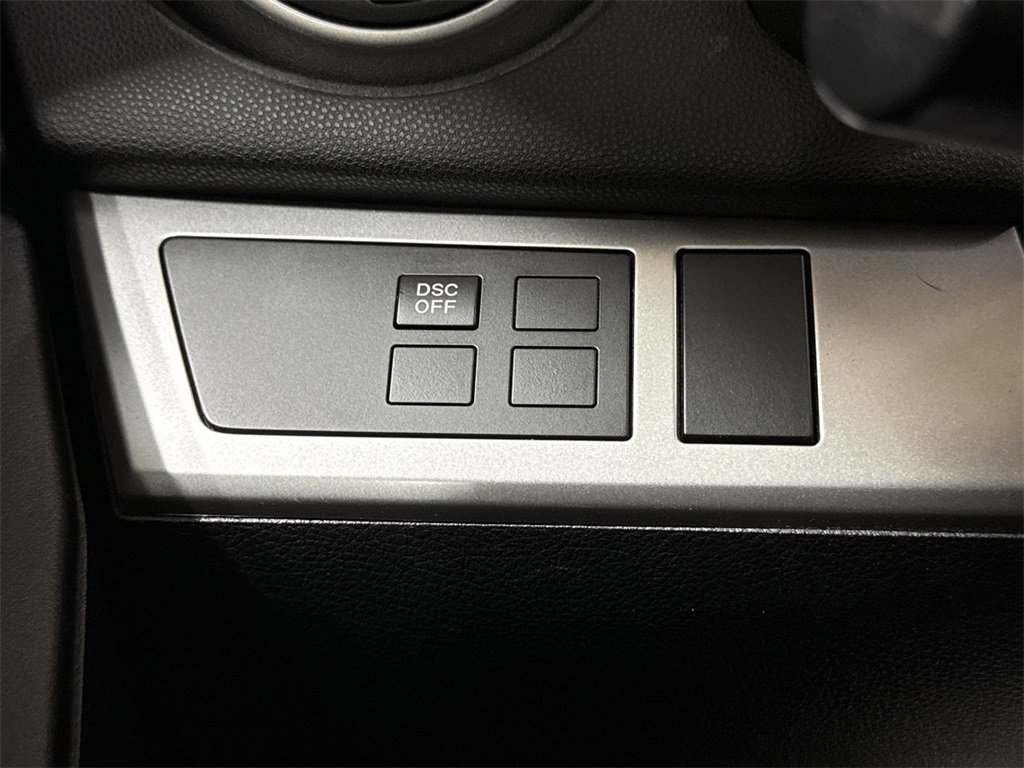 Used 2011 MAZDA MAZDA3 i Touring image 17