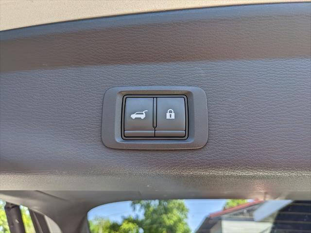 Used 2024 Mitsubishi Outlander SE Black Edition AWD/4WD image 16