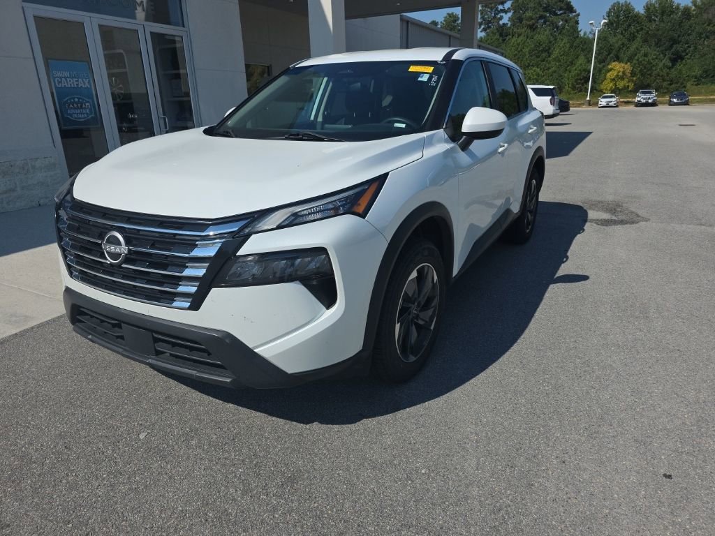 Used 2024 Nissan Rogue SV