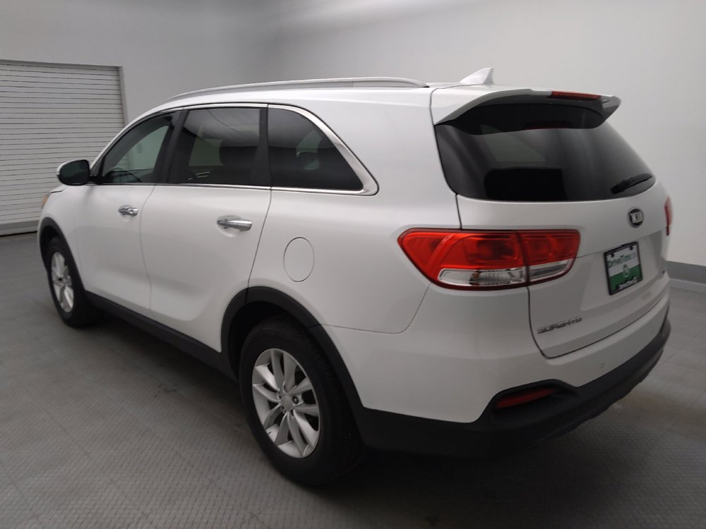 Used 2018 Kia Sorento FWD image 5