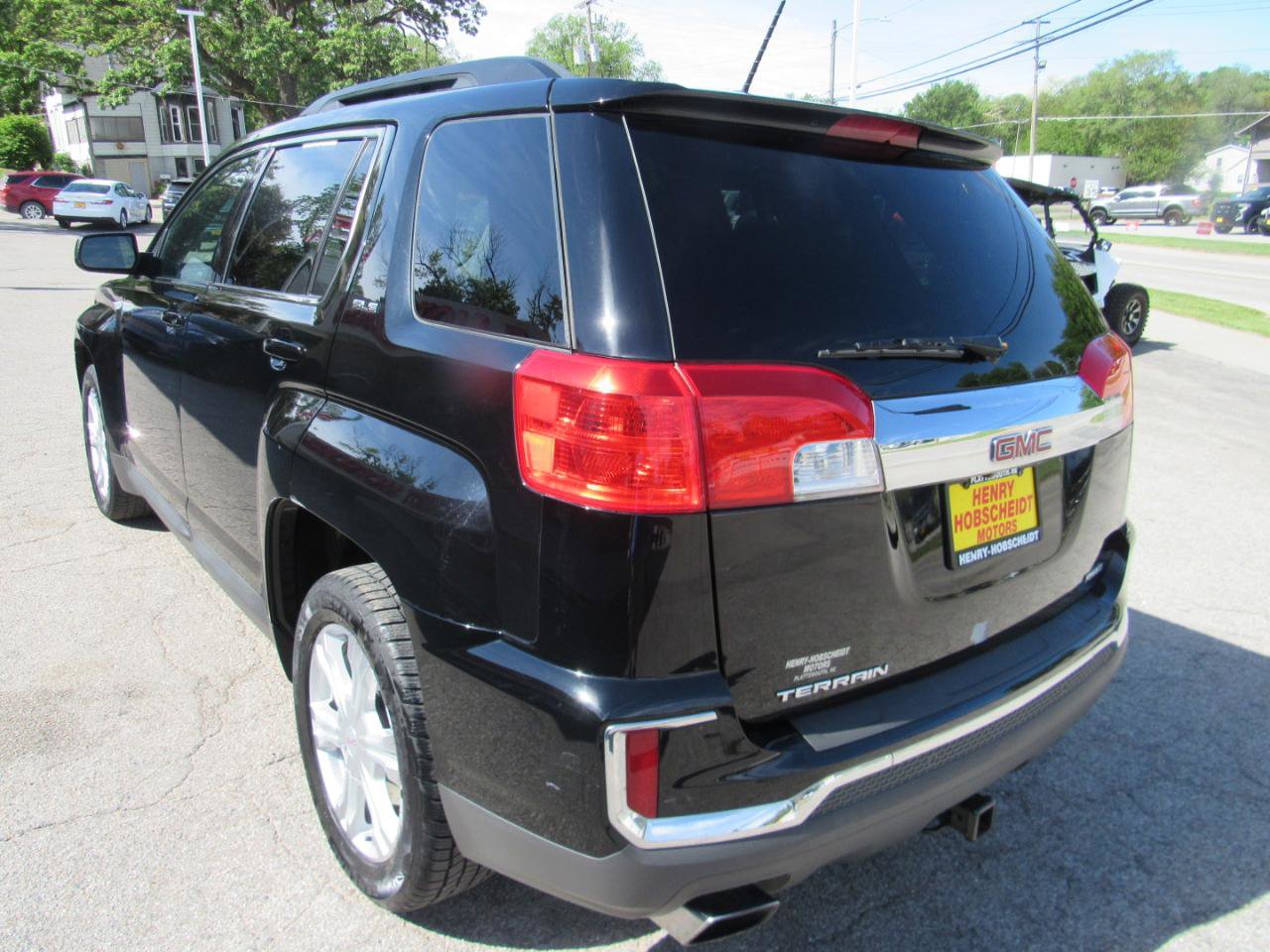 Used 2017 GMC Terrain SLE w/ Convenience Package AWD/4WD image 11