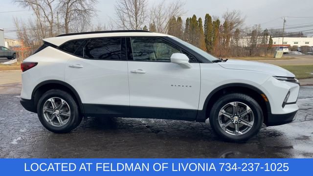 Certified 2023 Chevrolet Blazer LT w/ Convenience Package image 9