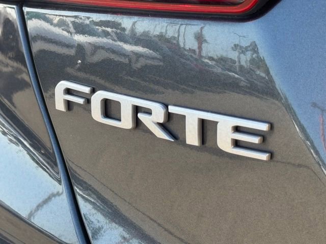 Certified 2024 Kia Forte GT-Line image 10